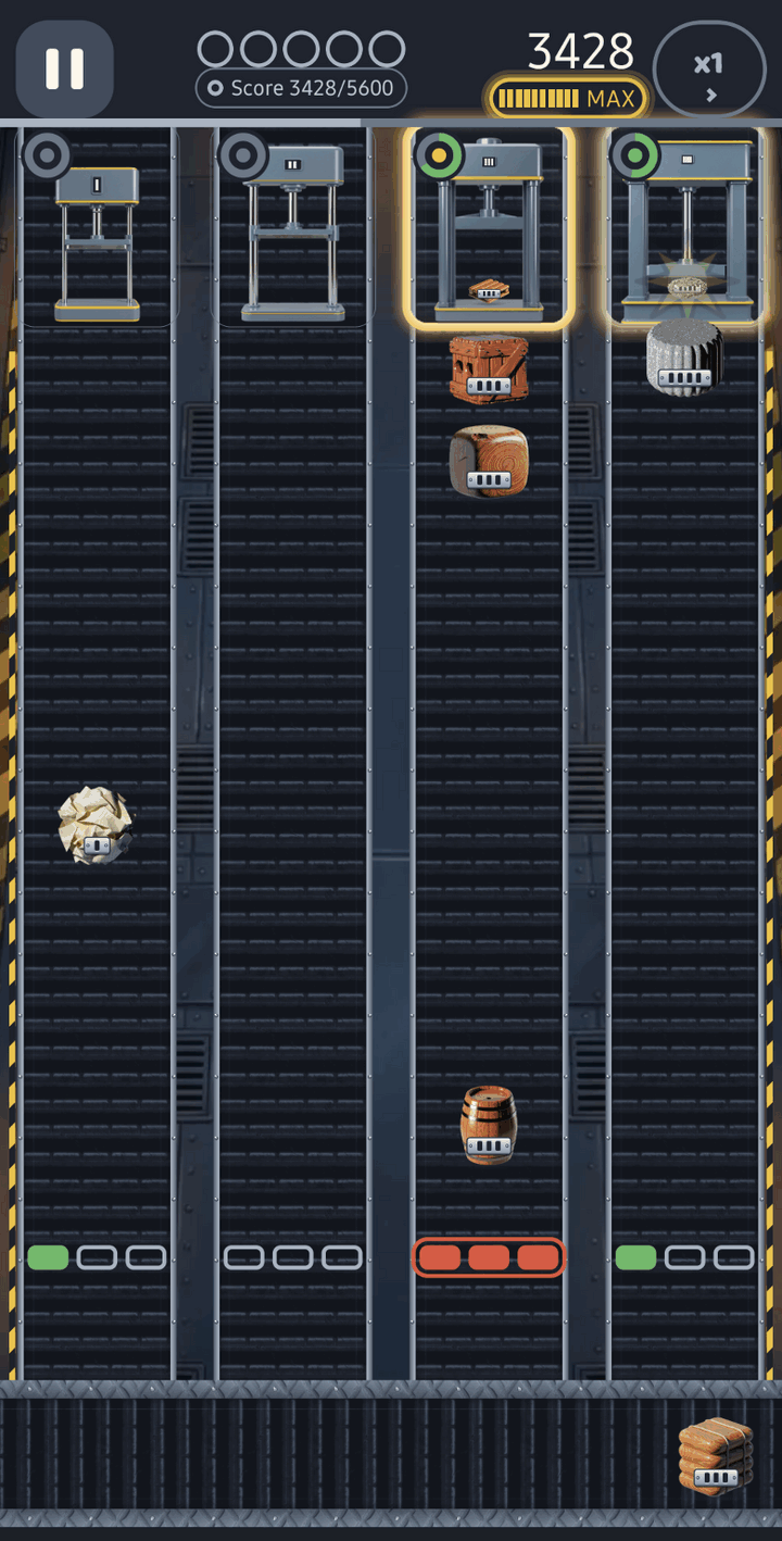 A press mid-crush on the fourth lane, with a glowing flash as it comes down on an item. The third lane carries a wooden crate and a block toward its press, and the score reads 3428 with the combo meter full.
